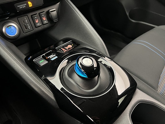 Nissan Leaf 22 of 30