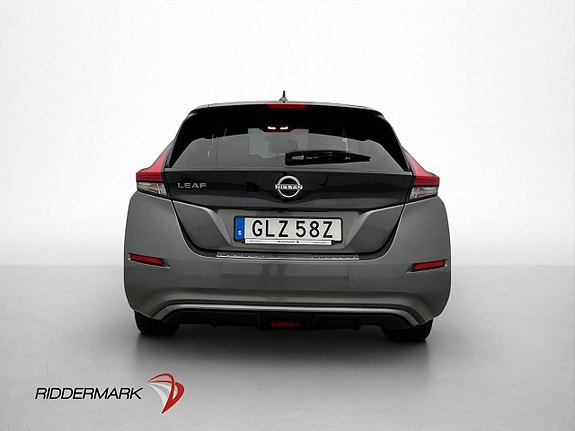 Nissan Leaf 7 of 30