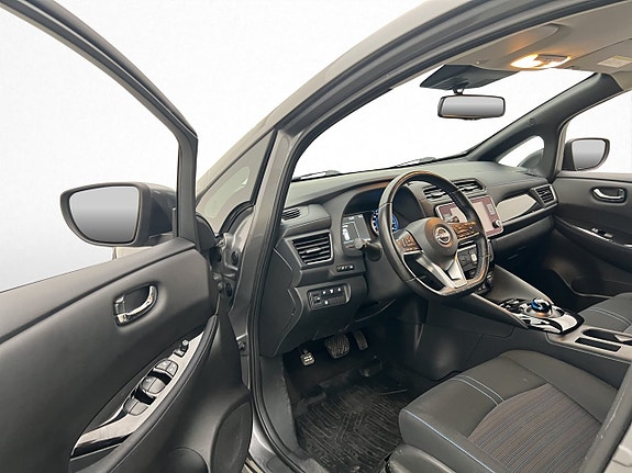 Nissan Leaf 11 of 30