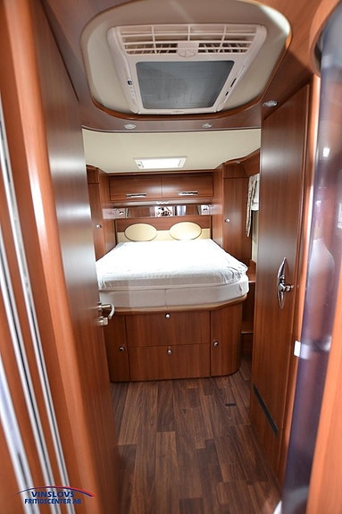 Carthago CHIC E-LINE I58XL LINER 10 of 15