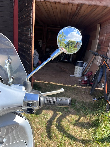 Vespa Primavera 22 of 23