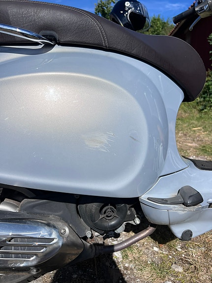Vespa Primavera 10 of 23