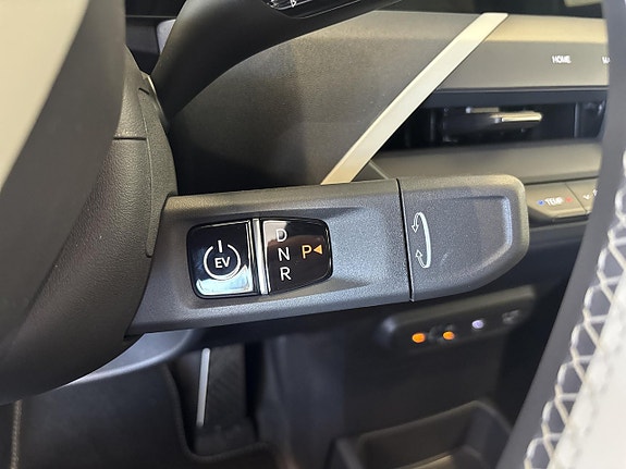 Kia EV5 12 of 20