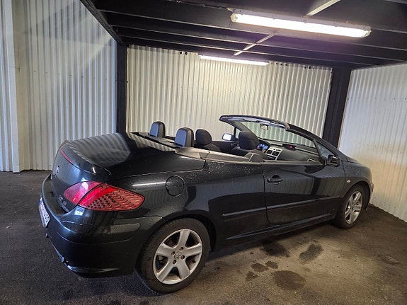 Peugeot 307 CC 5 of 10
