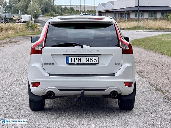 Volvo XC60 14 of 15