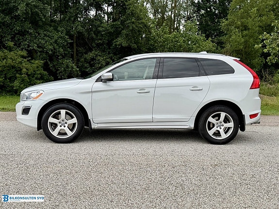 Volvo XC60 4 of 15