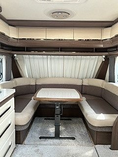 Hobby 560 Prestige WLU "Alde" 2 of 9