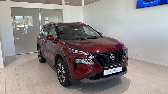 Nissan X-Trail 3 of 21