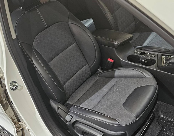 Kia Niro 12 of 12