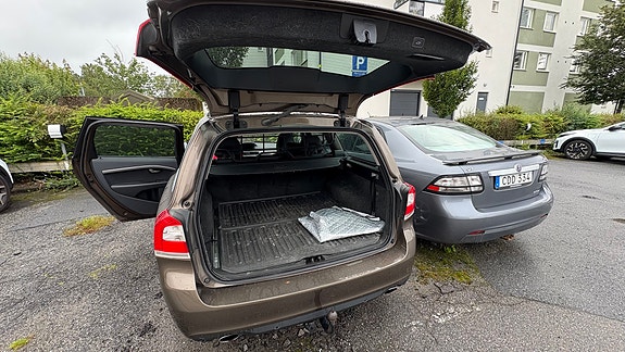 Volvo V70 7 of 10