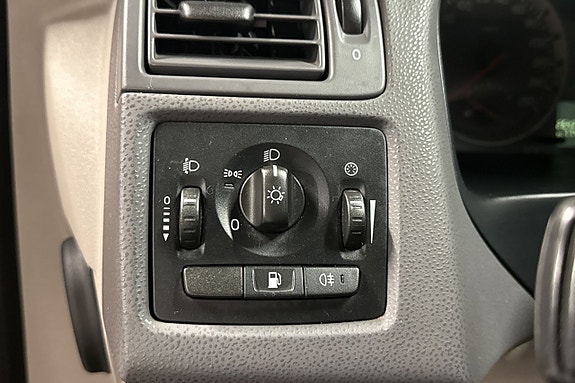 Volvo V50 18 of 23