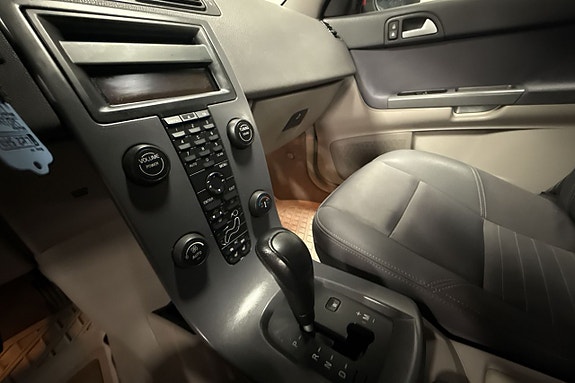 Volvo V50 13 of 23