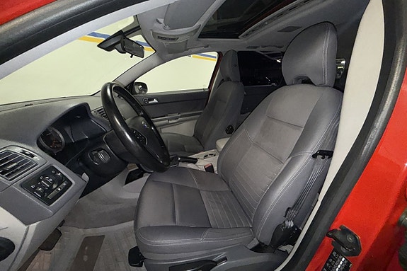 Volvo V50 10 of 23