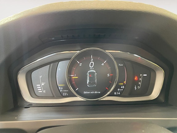 Volvo V60 Cross Country 12 of 20