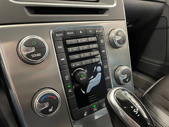Volvo V60 Cross Country 19 of 20