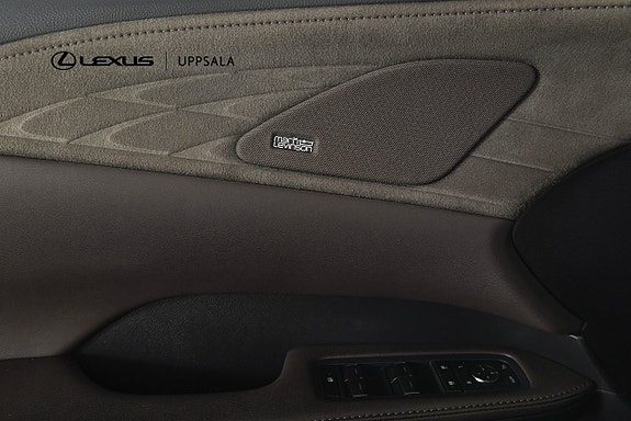 Lexus RX450h+ 13 of 18