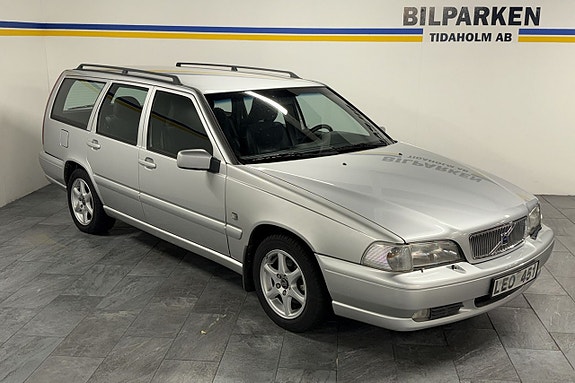 Volvo V70 6 of 24