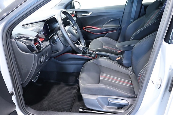 Skoda Fabia 5 of 15