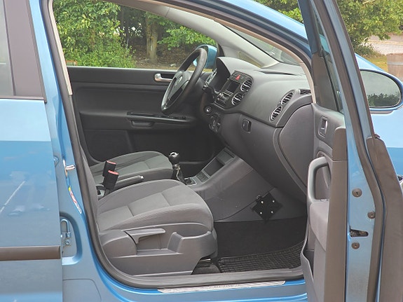 Volkswagen Golf I 21 of 22