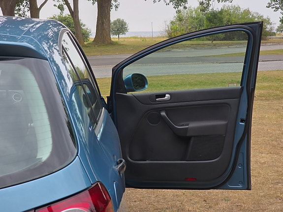 Volkswagen Golf I 20 of 22