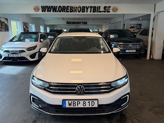 Volkswagen Passat 25 of 25