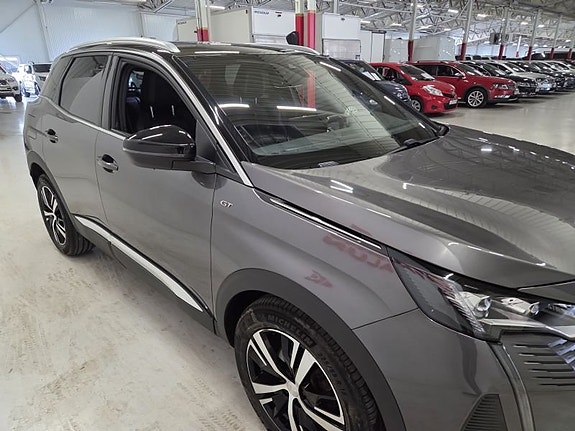 Peugeot 3008 3 of 10