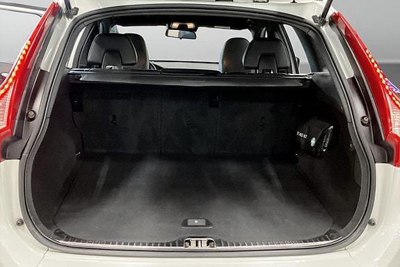 Volvo XC60 10 of 10