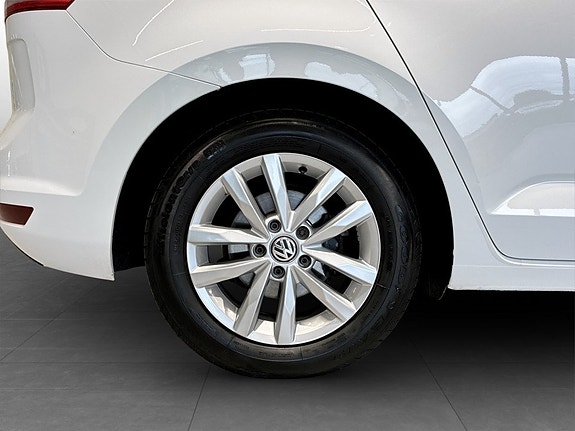 Volkswagen Touran 17 of 20