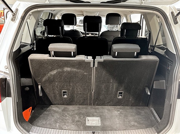 Volkswagen Touran 19 of 20