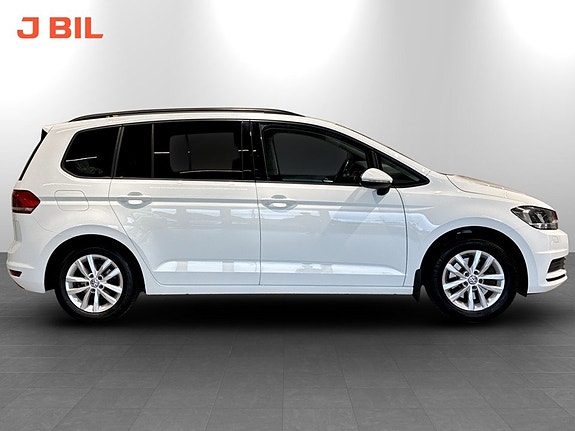 Volkswagen Touran 16 of 20