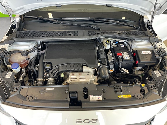 Peugeot 208 18 of 26