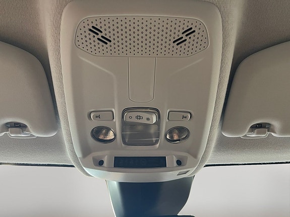 Peugeot 208 22 of 26