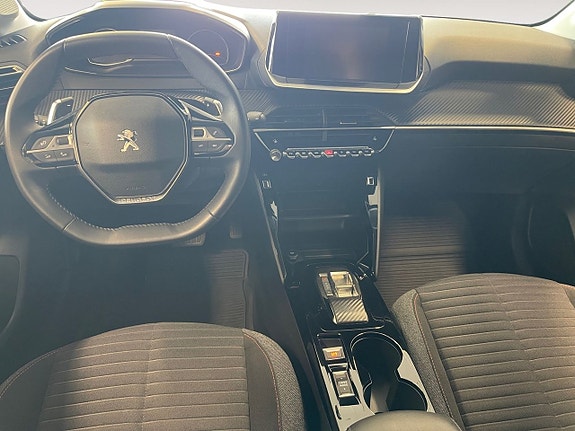 Peugeot 208 11 of 26