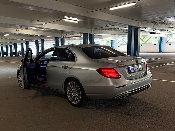 Mercedes-Benz E220 d 5 of 18