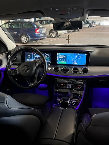 Mercedes-Benz E220 d 16 of 18