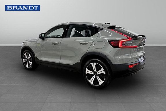 Volvo C40 2 of 9