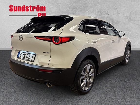 Mazda CX-30 7 of 23