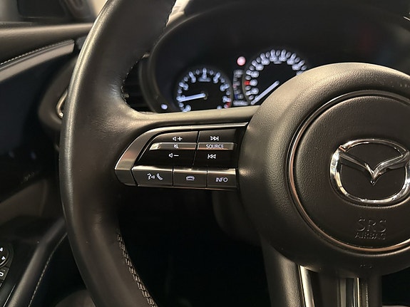 Mazda CX-30 16 of 23