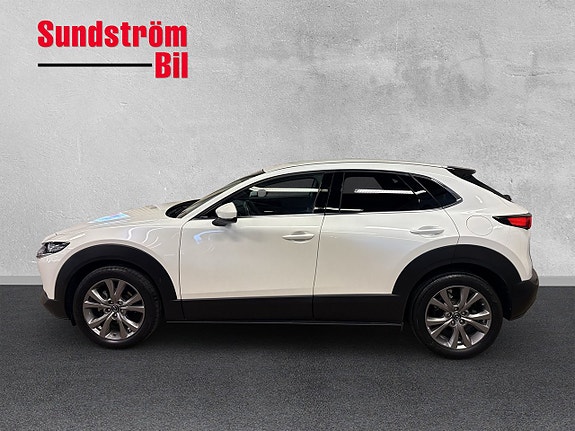 Mazda CX-30 4 of 23