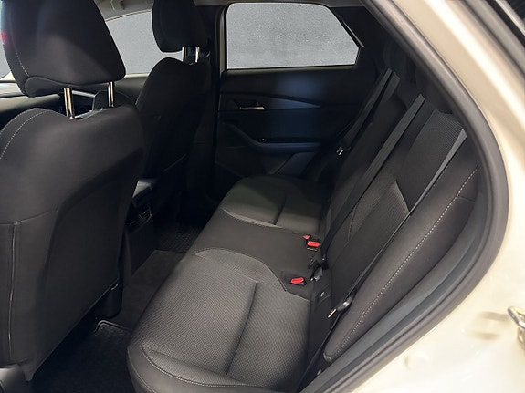 Mazda CX-30 12 of 23