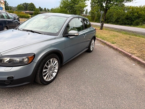 Volvo C30 2 of 5