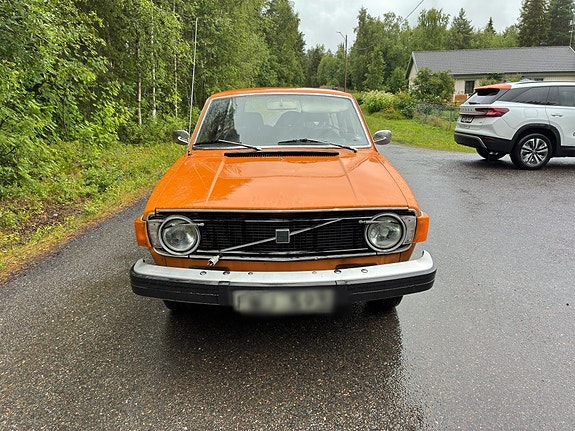 Volvo 145 2 of 12