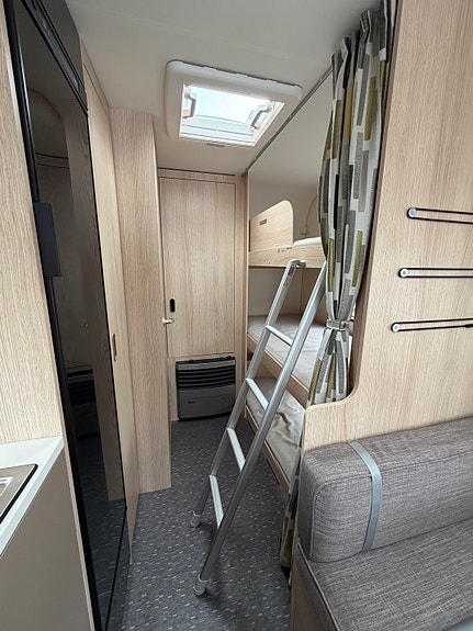 Adria Aviva 522 PT 13 of 30