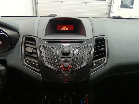 Ford Fiesta 8 of 11