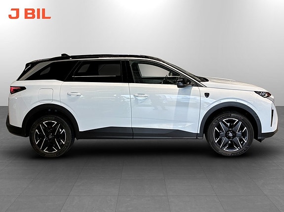 Peugeot 5008 15 of 17