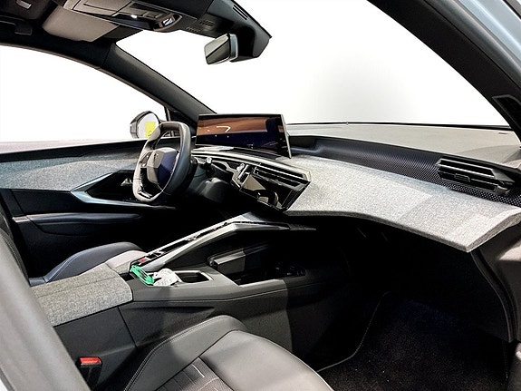 Peugeot 5008 13 of 17