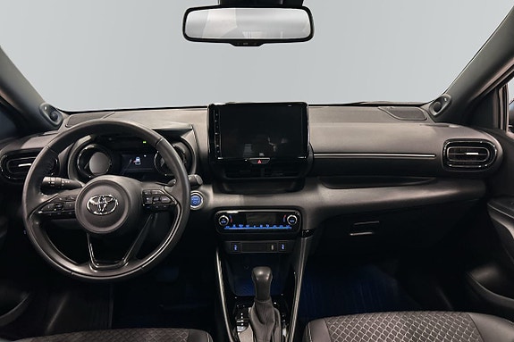 Toyota Yaris 9 of 13
