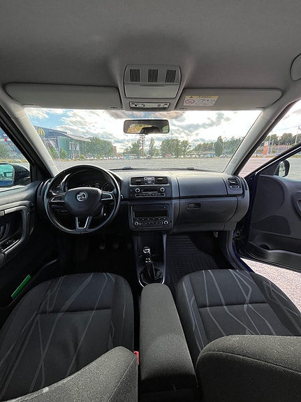Skoda Fabia 10 of 13