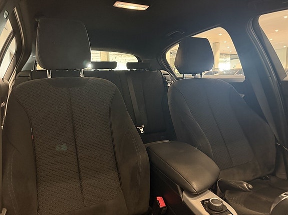 BMW 118d 16 of 17