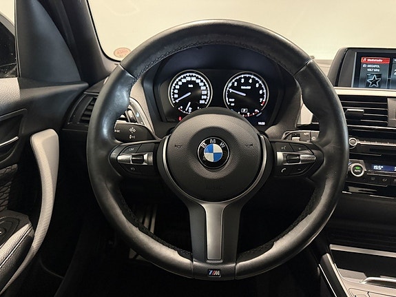 BMW 118d 12 of 17